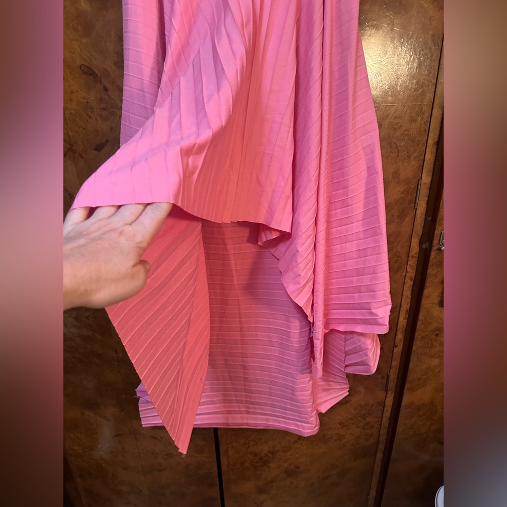 Chic High-Low Pink Skirt - Picture 3 of 8